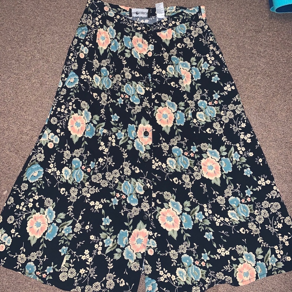 Patterned midi button up skirt